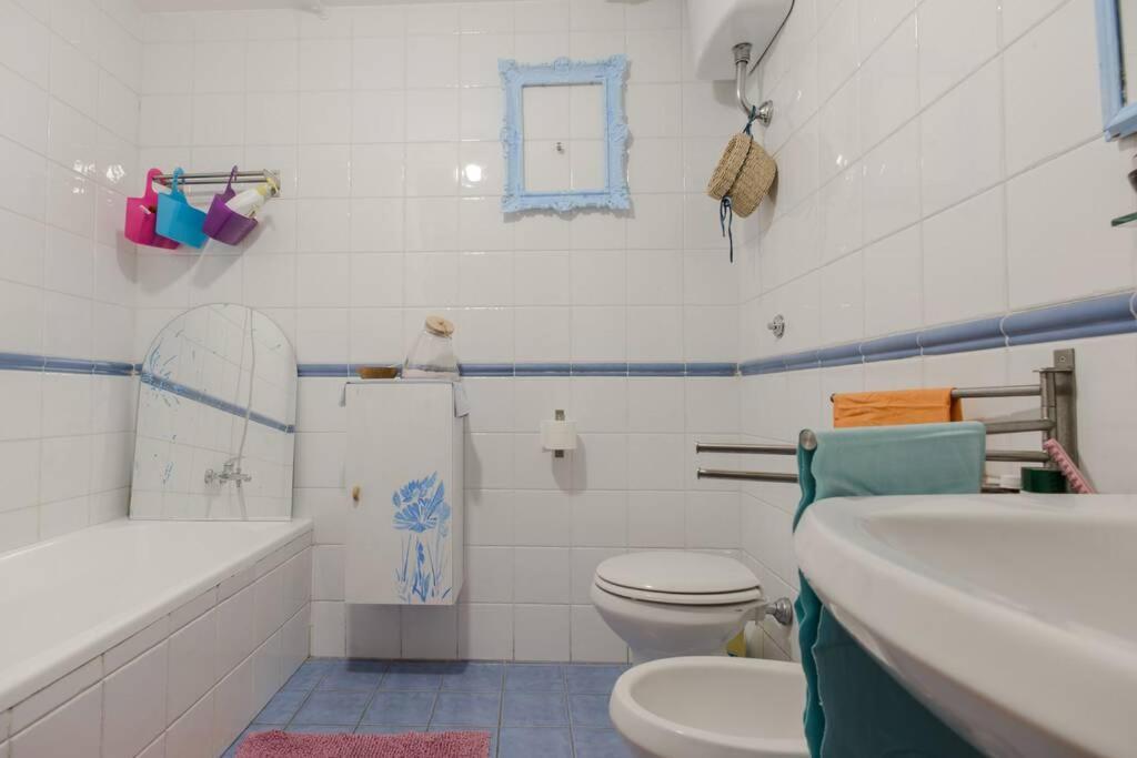 In The Heart Of Napoli Apartment Ngoại thất bức ảnh